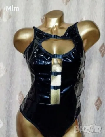 L Черно боди от лак / винил/ с катарамки , снимка 5 - Корсети, бюстиета, топове - 47587495