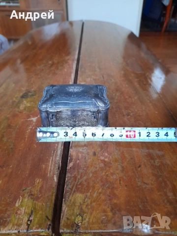 Стара кутия за бижута, снимка 4 - Други ценни предмети - 51869414