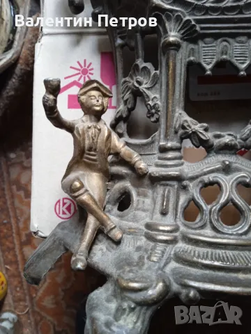 Бронзов ретро настолен часовник, снимка 3 - Колекции - 48943187