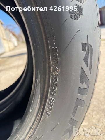 Гуми 235/60 R18 FALKEN, снимка 4 - Гуми и джанти - 53658598