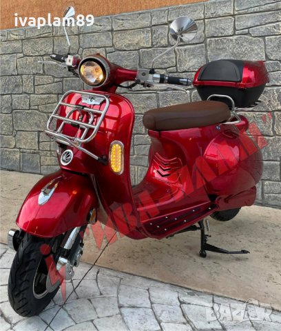 Електрически скутер Elektro Futura дизайн Vespa 4000W 20Ah/7 4000W 20Ah/72V+документи за регистрация, снимка 4 - Мотоциклети и мототехника - 34447495