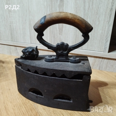 стара ютия на жар , снимка 2 - Антикварни и старинни предмети - 53839976