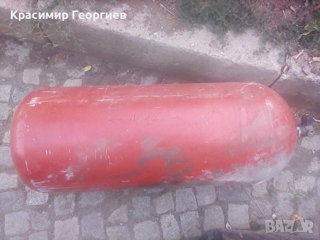 100 литра 2005г -220лв,75 литра 2006г ел.кран 250лв метан бутилки  и други