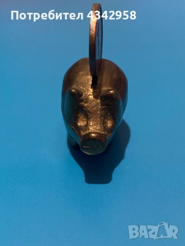 1983 г. Pfennig монета върху фигурка на прасе.Бронз., снимка 3 - Антикварни и старинни предмети - 51646707