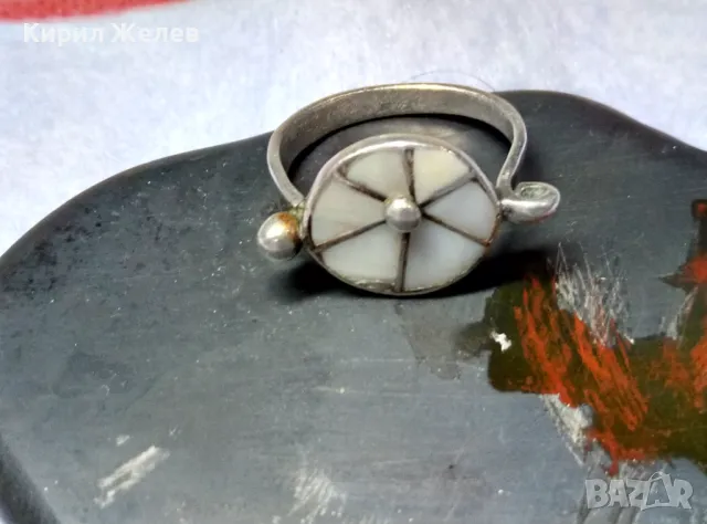 СТАР РЕТРО АРТ СЕДЕФЕН СРЕБЪРЕН ПРЪСТЕН СРЕБРО ВИСОКА ПРОБА с РЪЧНО ИНКРУСТИРАН СЕДЕФ 47160, снимка 2 - Антикварни и старинни предмети - 50136456