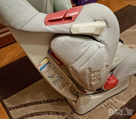 Продавам столче за кола Kikka Boo, снимка 4 - Столчета за кола и колело - 53615336