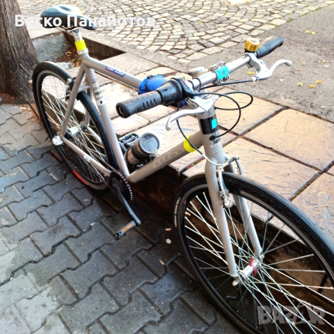 Велосипед Cross - Spria 28-е снабден с V-Brake спирачки и вътрешен тип скоростна система с 3 скоро, снимка 6 - Велосипеди - 51582142