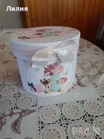 Чаша с лъжичка + кутия, свещи - идея за подарък, снимка 3 - Чаши - 48325512