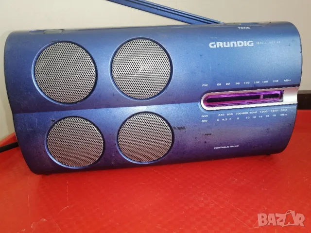 FM/MW/SW радиоприемник GRUNDIG Music Boy 40, снимка 2 - Радиокасетофони, транзистори - 49781736