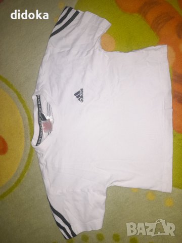 Тениска Adidas , снимка 1 - Детски тениски и потници - 39867899
