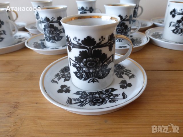 Сервиз за кафе български прозрачен порцелан 1970 г, снимка 4 - Сервизи - 44247692