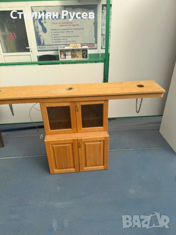 2612 дървен шкаф от кухня 95/70см + висящо осветление цена 70 лв или 35,79евро смр - дървен чамов ма, снимка 5 - Шкафове - 52905175