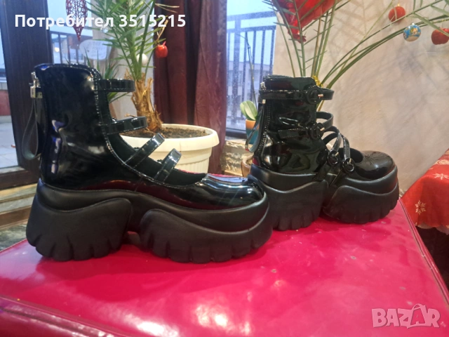 Дамски обувки с платформа, снимка 2 - Дамски елегантни обувки - 53124112