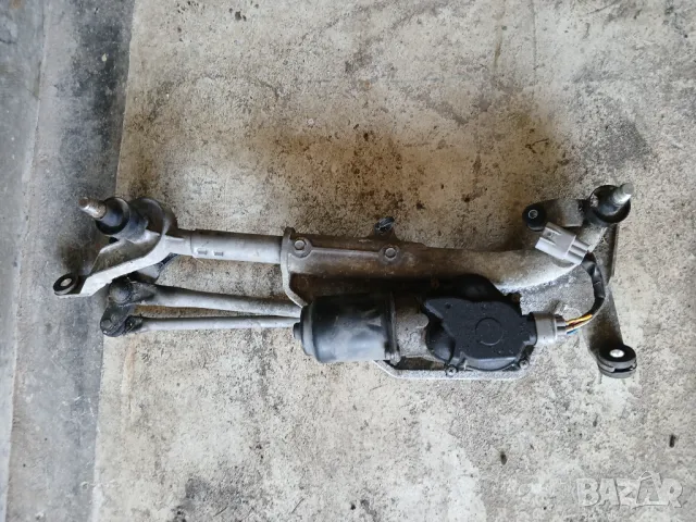 Механизъм с моторче чистачки за Honda CR-V III (2006-2010)