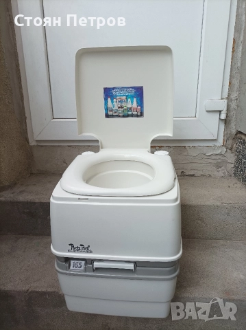 Тоалетна за къмпинг