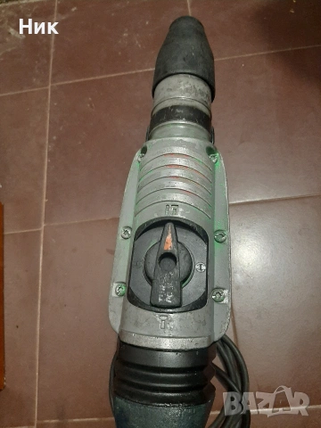 Перфоратор Бош BH 5-40DE, снимка 3 - Перфоратори - 53745068