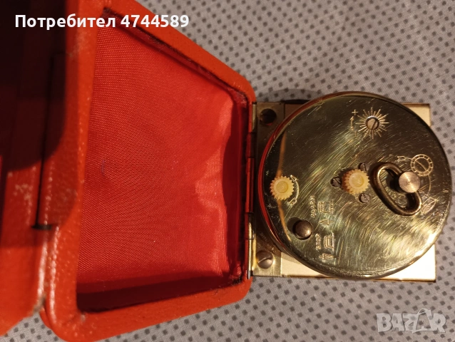 Делухе часовник, снимка 2 - Стенни часовници - 53829542