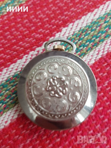 Швейцарски джобен часовник , снимка 3 - Антикварни и старинни предмети - 53617477