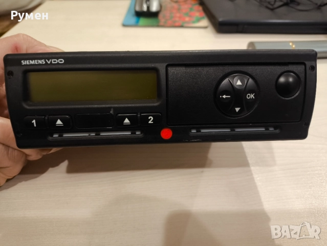 Цифров тахограф Siemens VDO 1381 12v за Мерцедес бенц, снимка 6 - Аксесоари и консумативи - 52043063