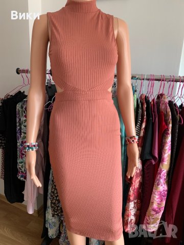 Дълга рокля размер XS, снимка 4 - Рокли - 40754698