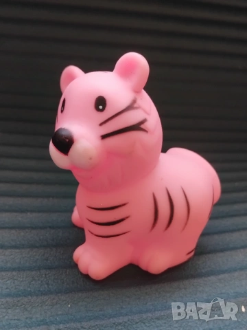 Гумена играчка животинче