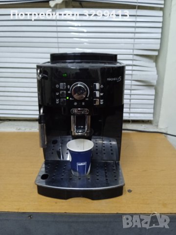 Кафе машина Delonghi Magnifica S, снимка 1 - Кафемашини - 42290514