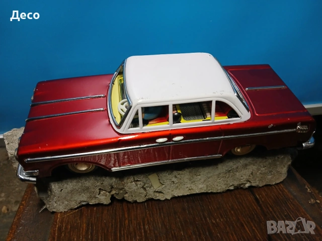 Стара ламаринена китайска играчка автомобил на батерии., снимка 2 - Колекции - 53007796