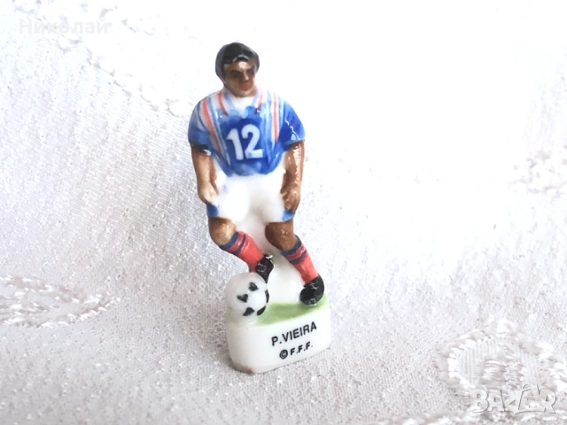 Колекционерски порцеланови фигурки Зидан и Виейра / Zinedine Zidane and Patrick Vieira mini figures , снимка 10 - Колекции - 51954544