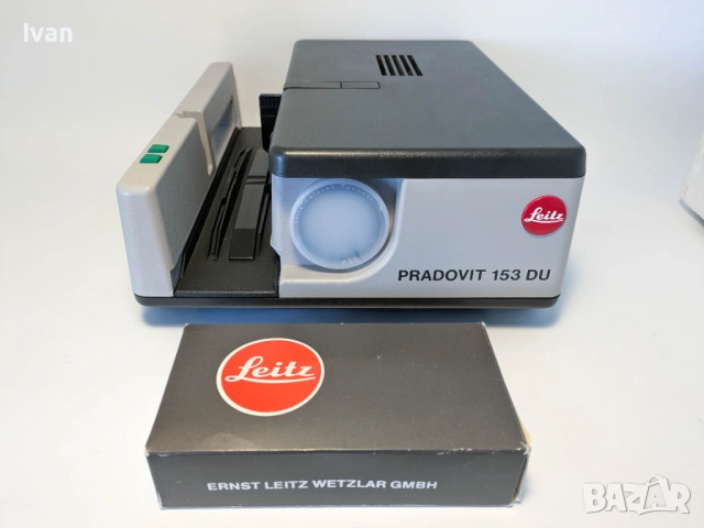 Диапроектор прожектор Leitz Leica Pradovit 153 DU с дистанционно, снимка 2 - Плейъри, домашно кино, прожектори - 53296514
