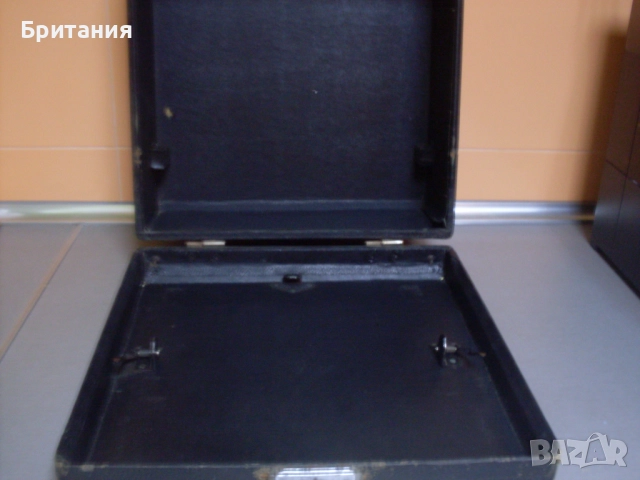 Стара американска пишеща машина с куфар- Ремингтон., снимка 7 - Антикварни и старинни предмети - 51622578