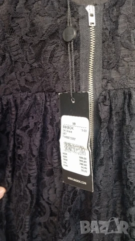Дантелена черна рокля XS, снимка 3 - Детски рокли и поли - 50888451