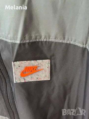 Мъжко преходно яке-ветровка Nike Sportswear Woven, размер М, снимка 2 - Якета - 56084231
