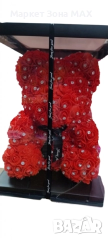 Луксозно мече от рози покрито с блестящи камъчета в елегантна подаръчна кутия, снимка 5 - Подаръци за жени - 52863667
