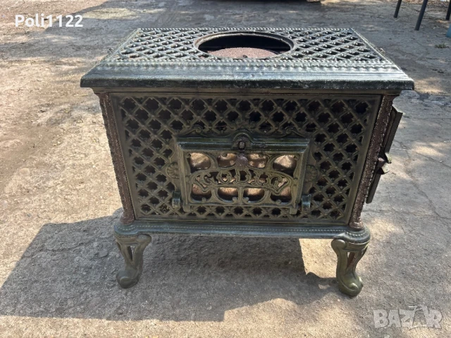 Антична печка Godin