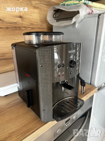 Кафеавтомат KRUPS ESSENTAL , снимка 4 - Кафемашини - 53772361
