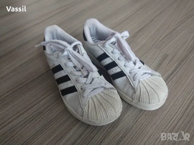 Adidas и Wilson Tennis маратоники за тенис Kaos Emo K Juniors, снимка 3 - Детски маратонки - 48473923