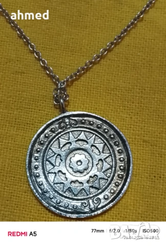 Красиво сребрено колие