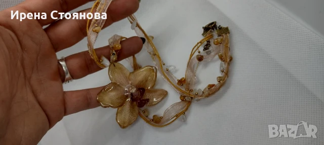 Колие с естествен цвят на орхидея. Дължината е максимално 30 см, цвета е с размери 5/5,5 см., снимка 18 - Колиета, медальони, синджири - 51093150