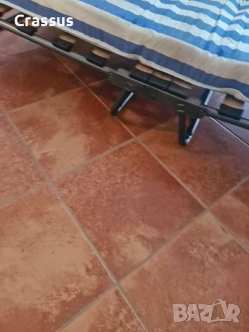 Продава се сгъваемо легло с матрак, снимка 4 - Спални и легла - 52673399