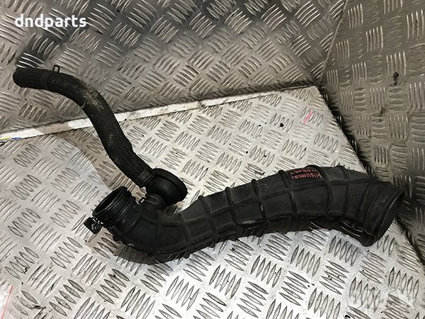 Маркуч/тръба за Hyundai Trajet 2.0CRDI 2003г