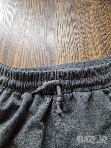 Страхотно мъжко спортно долнище UNDER ARMOUR размер XL, снимка 5 - Спортни дрехи, екипи - 52354826