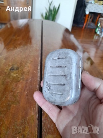 Стара алуминиева сапунерка, снимка 3 - Други ценни предмети - 44355496