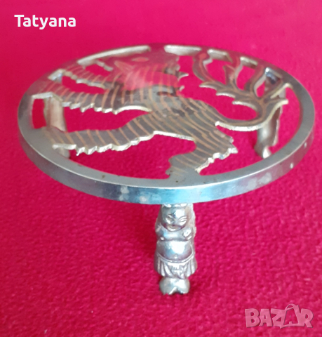 Винтидж кръгла месингова подложка, снимка 3 - Други ценни предмети - 52606183