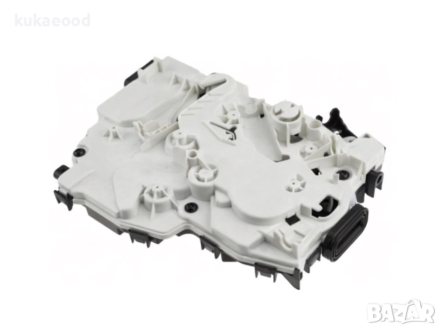 Брава за плъзгаща врата за Mercedes V-Class W447, снимка 3 - Части - 51821875