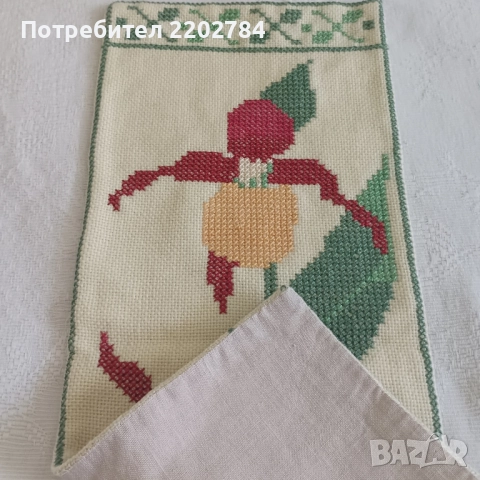 Старинни декоративни кърпа с бродерии,пано за стена, снимка 18 - Антикварни и старинни предмети - 50778534