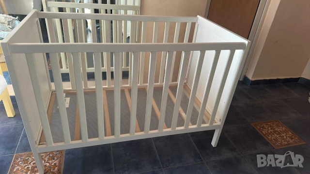 IKEA SUNDVIK бебешко креватче, 60x120 см, бяло, снимка 5 - Мебели за детската стая - 52452671