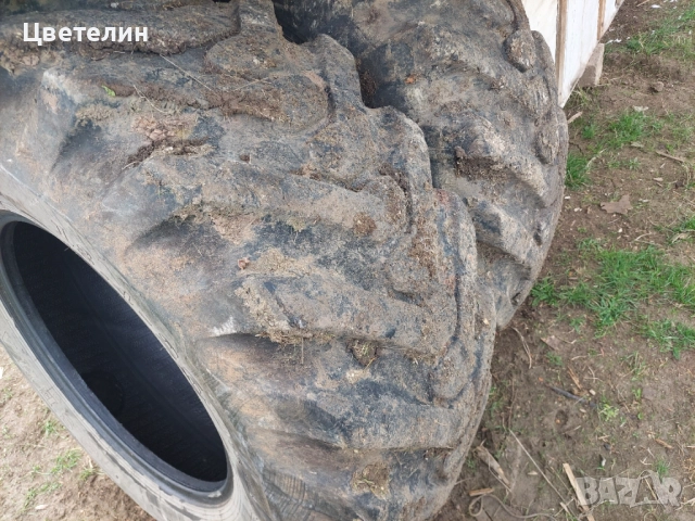 Гуми  за Комбиниран багер 12.5 80 18