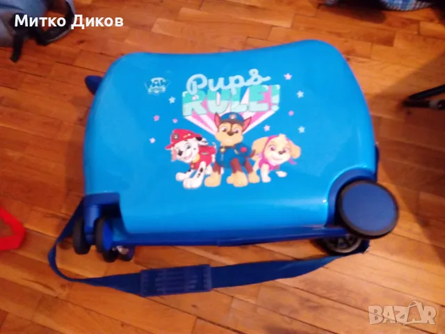 Детски куфар марков на Paw Patrol Pup and Rule 46х37х20см като нов