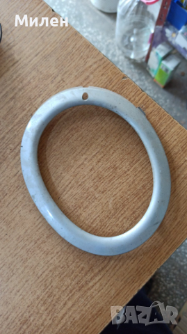 Продавам гривна за ляв халоген за ФОРД МОНДЕО 2000 година