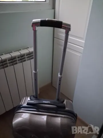 Куфар за ръчен багаж, снимка 11 - Куфари - 50366615